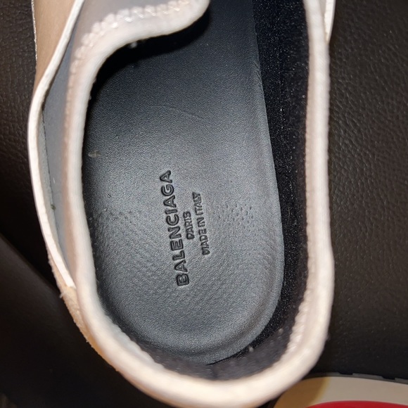 The Balenciaga Race Runner sneakers - Picture 5 of 6